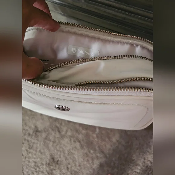 Lululemon Crossbody Bag - Picture 4 of 6